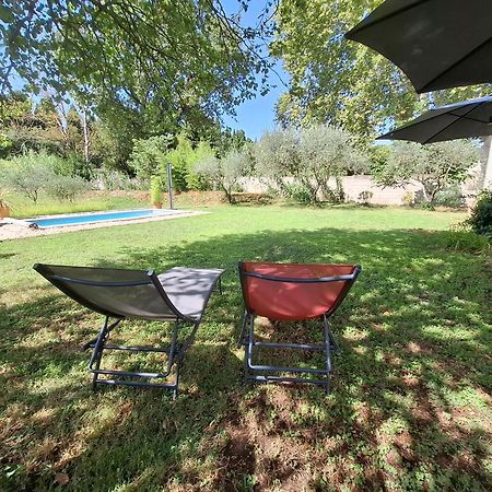 Apartamento Ginette Et Marcel Saint-Rémy-de-Provence Exterior foto