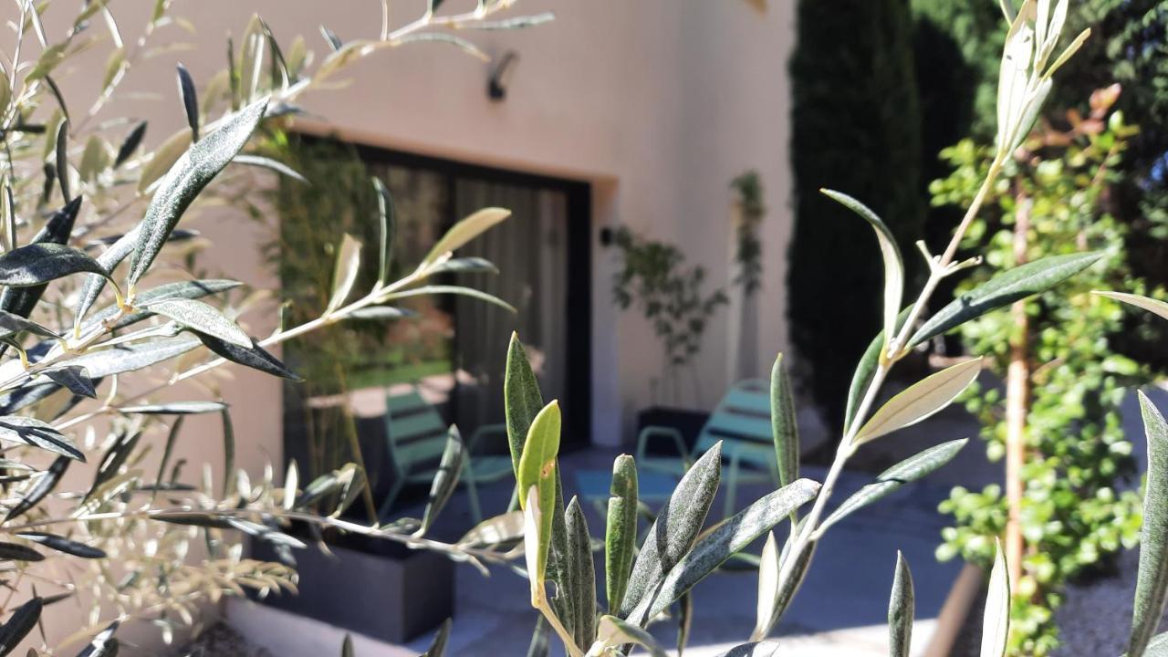 Apartamento Ginette Et Marcel Saint-Rémy-de-Provence Exterior foto